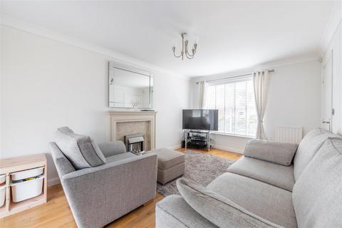3 bedroom detached house for sale, Blencathra Way, Blaydon-On-Tyne, NE21