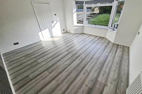 3 bedroom semi-detached house for sale, Roosevelt Avenue, Chatham