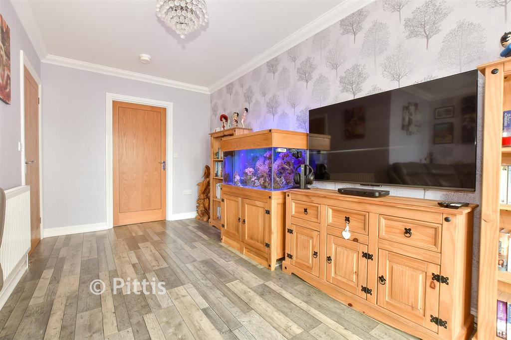 Lounge/ Dining Room
