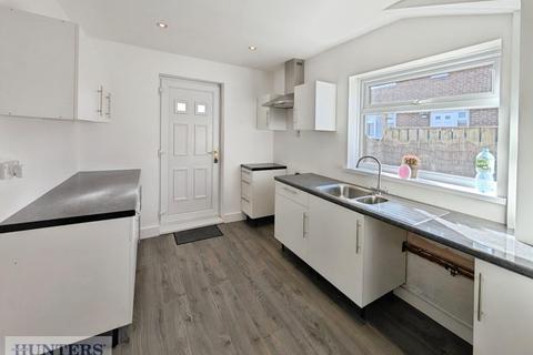 2 bedroom semi-detached house for sale, Basingstoke Road, Peterlee, County Durham, SR8 2AP