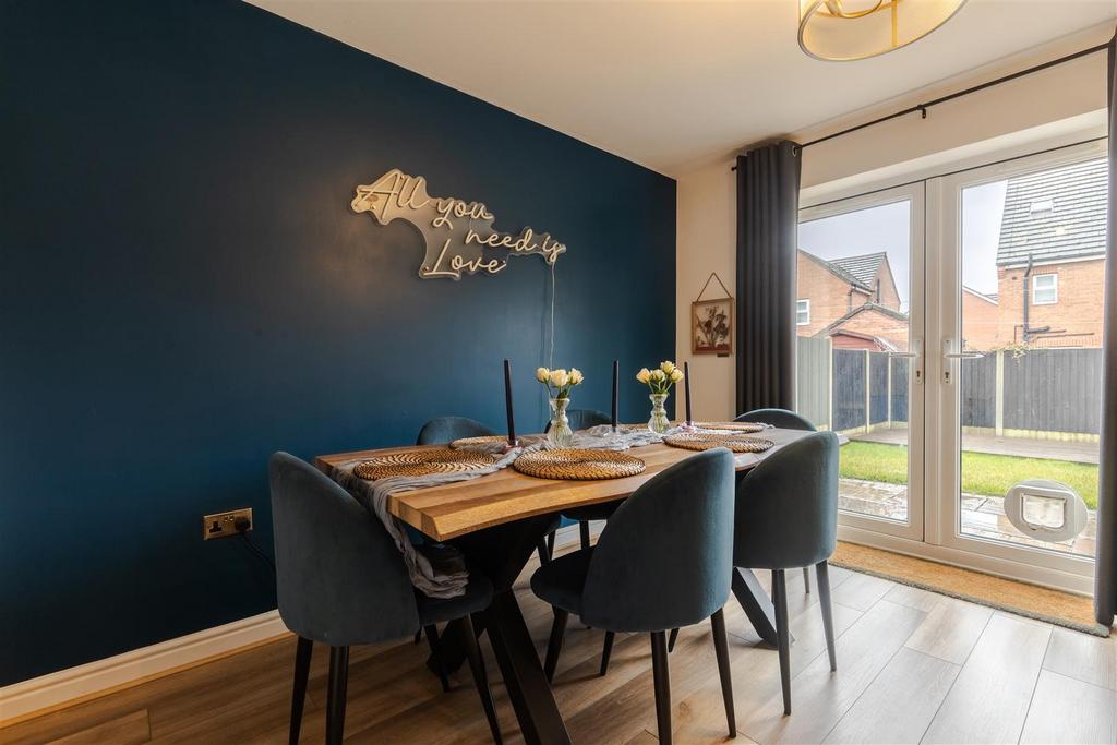 Kitchen diner