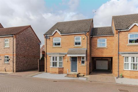 4 bedroom link detached house for sale, Linnet Garth, Scunthorpe