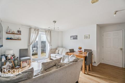 undefined, Peppercorn Way, DUNSTABLE