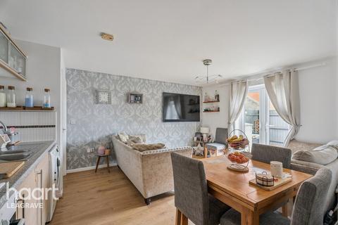 undefined, Peppercorn Way, DUNSTABLE