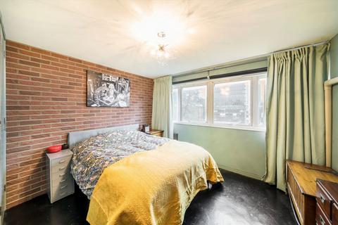 2 bedroom flat for sale, Churchway, London NW1