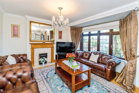 5 bedroom detached house for sale, Pinehurst Road, Southampton