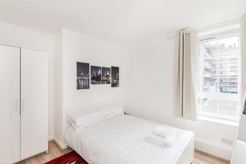 3 bedroom apartment to rent, Tabard Garden Estate, London SE1