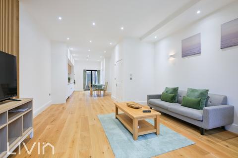 undefined, 29 The Grove, Coulsdon CR5