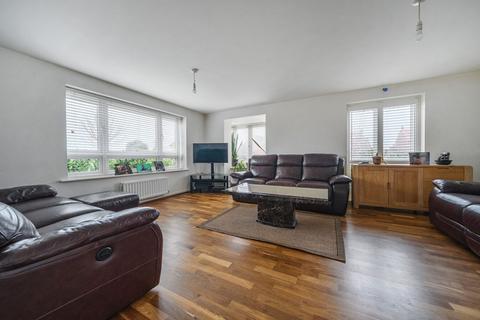 4 bedroom detached house for sale, Frossell Court, Wootton