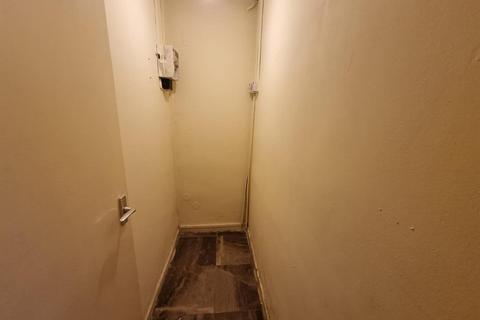 2 bedroom flat to rent, St Clements Court, Comet Close, Fosse Lane, Leicester