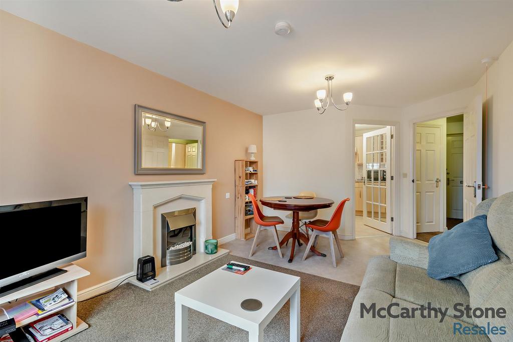8678226-interior06-800.jpg