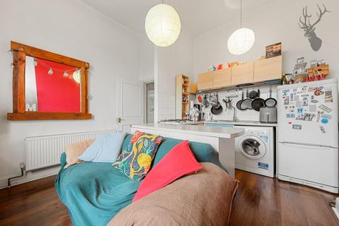 2 bedroom apartment for sale, Bow Road, Bow