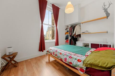 2 bedroom apartment for sale, Bow Road, Bow