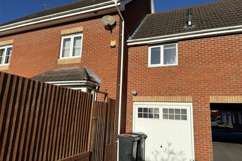 3 bedroom terraced house to rent, William Street, Warwickshire CV12