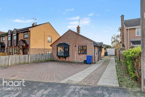 3 bedroom detached bungalow for sale, Summerfields Drive, Blaxton, Doncaster