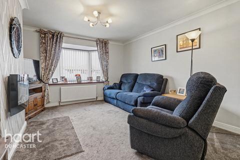 3 bedroom detached bungalow for sale, Summerfields Drive, Blaxton, Doncaster