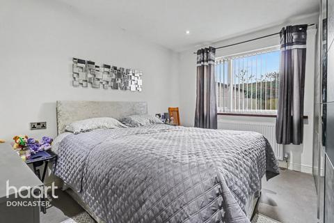 3 bedroom detached bungalow for sale, Summerfields Drive, Blaxton, Doncaster