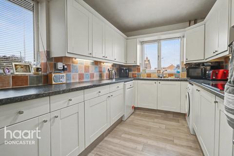 3 bedroom detached bungalow for sale, Summerfields Drive, Blaxton, Doncaster