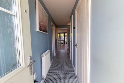 undefined, Hassocks Close, Hassocks