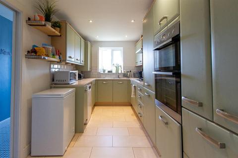 undefined, Hassocks Close, Hassocks