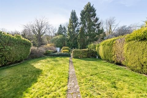 undefined, Old Lodge Lane, Purley CR8
