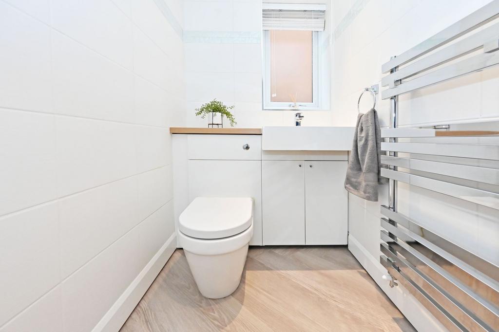 Ground floor cloak room