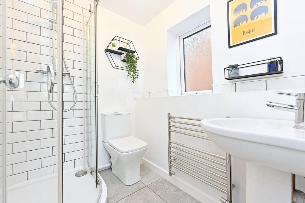 Bedroom one en-suite