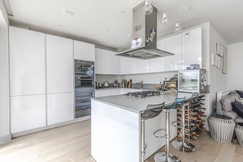 3 bedroom house to rent, Bon Marche Mews, Gipsy Hill, London, SE27