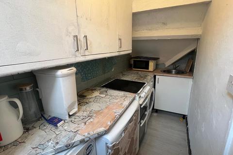 1 bedroom flat to rent, Merritts Brook Lane, Northfield