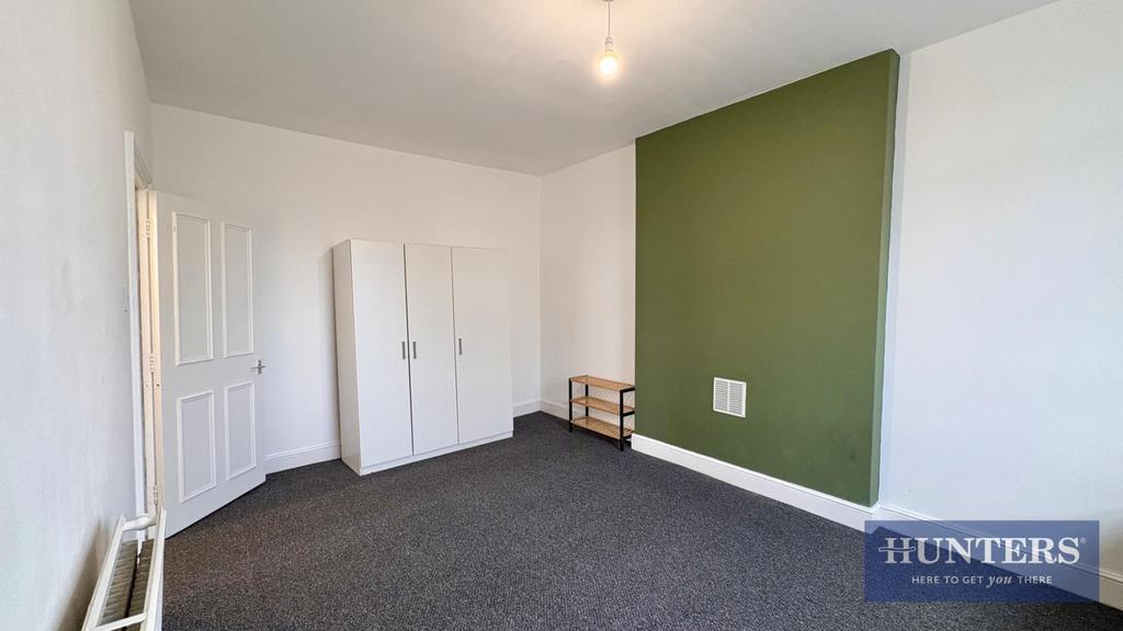 Bedroom 1.png