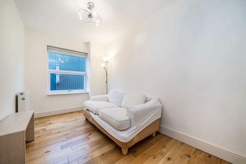 2 bedroom flat for sale, Old York Road, London SW18