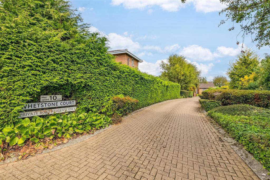 Whetstone Court 6-35.jpg