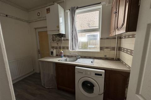 3 bedroom terraced house for sale, Brays Lane, Stoke, Coventry * IDEAL FIRST TIME BUYER PROPERTY *