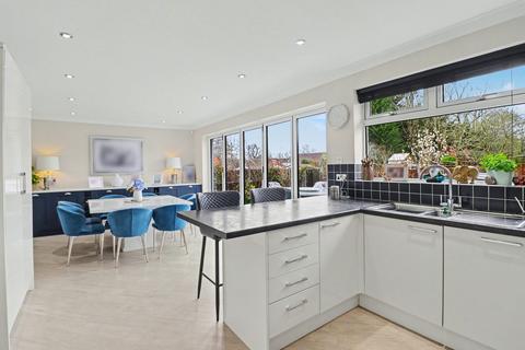 4 bedroom detached house for sale, Maddoxford Lane, Southampton SO32