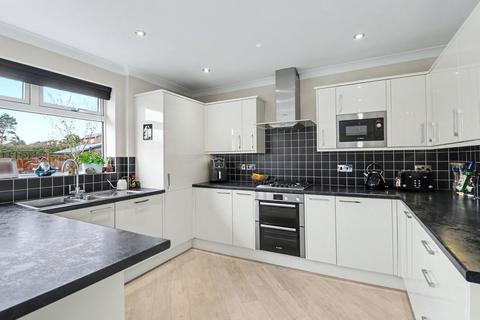 4 bedroom detached house for sale, Maddoxford Lane, Southampton SO32