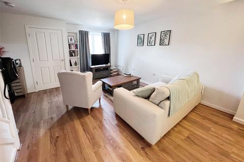 3 bedroom terraced house for sale, Beaufort Avenue, Royal Wootton Bassett SN4