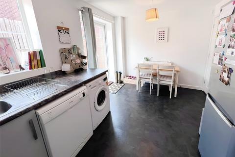 3 bedroom terraced house for sale, Beaufort Avenue, Royal Wootton Bassett SN4