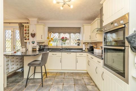 undefined, Morebath Grove, MILTON KEYNES, Buckinghamshire, MK4