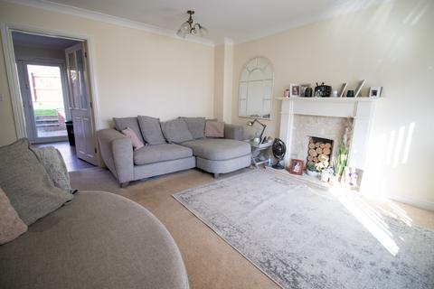 3 bedroom semi-detached house to rent, North Street, Langley Mill, Nottinghamshire, NG16