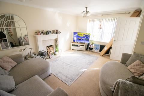 3 bedroom semi-detached house to rent, North Street, Langley Mill, Nottinghamshire, NG16