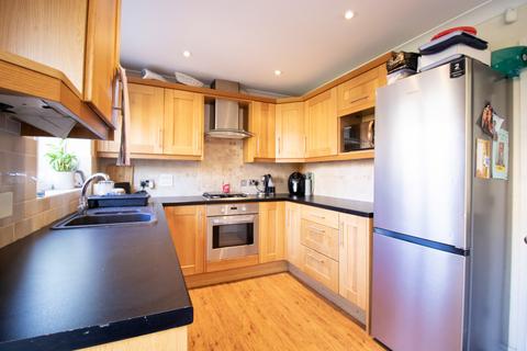 3 bedroom semi-detached house to rent, North Street, Langley Mill, Nottinghamshire, NG16