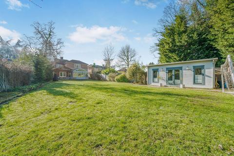 undefined, Nightingale Crescent, West Horsley
