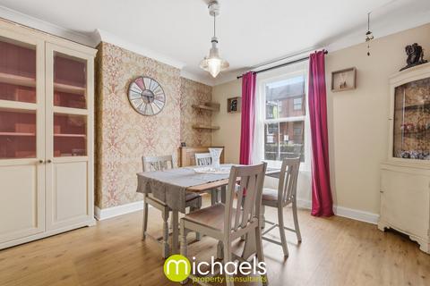 3 bedroom semi-detached house for sale, Harwich Road, Colchester , Colchester, CO4