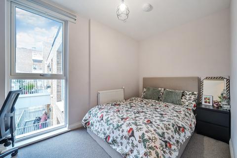 2 bedroom flat for sale, Epping House, 41 Woodgrange Road, London, E7