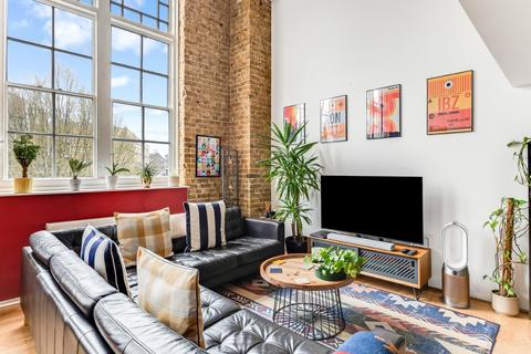 2 bedroom apartment for sale, Highgate Hill, Archway, N19