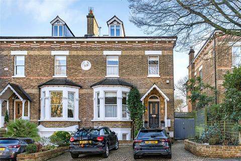 6 bedroom semi-detached house to rent, Mount Avenue, London, W5