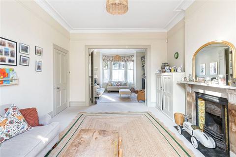 6 bedroom semi-detached house to rent, Mount Avenue, London, W5