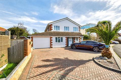 6 bedroom detached house for sale, Chalet Road, Ferring, Worthing, West Sussex, BN12