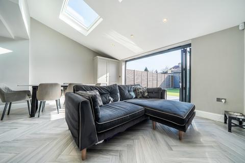4 bedroom terraced house for sale, Sunray Avenue, Bromley, BR2