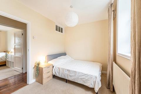 3 bedroom flat for sale, Beech House, Maitland Park Villas, London, NW3